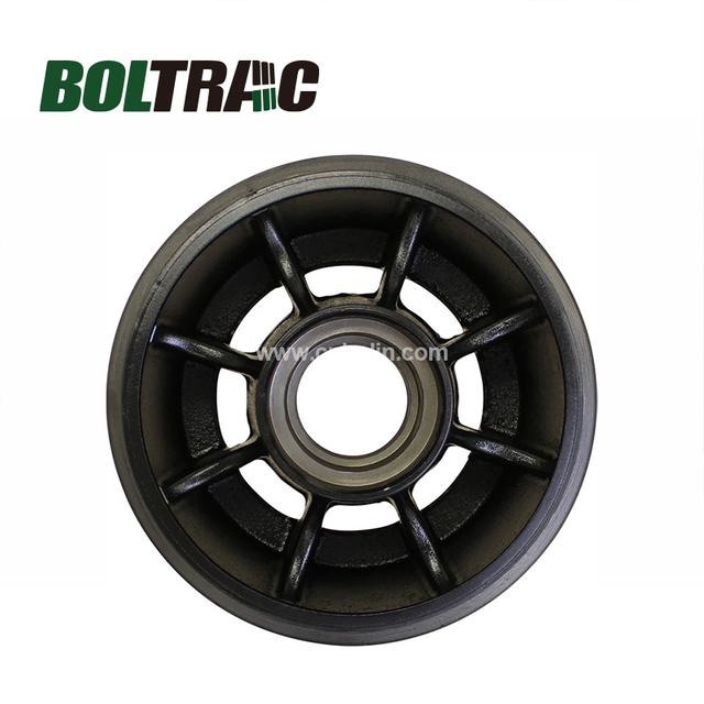 RE597447 ลูกกลิ้งกลางโพลียูรีเทน 426 มม. x 186 มม. สำหรับ John Deere 9RX /8RT